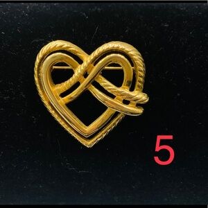 2/30$ Vintage Gold Plated Brooch Heart ♥️